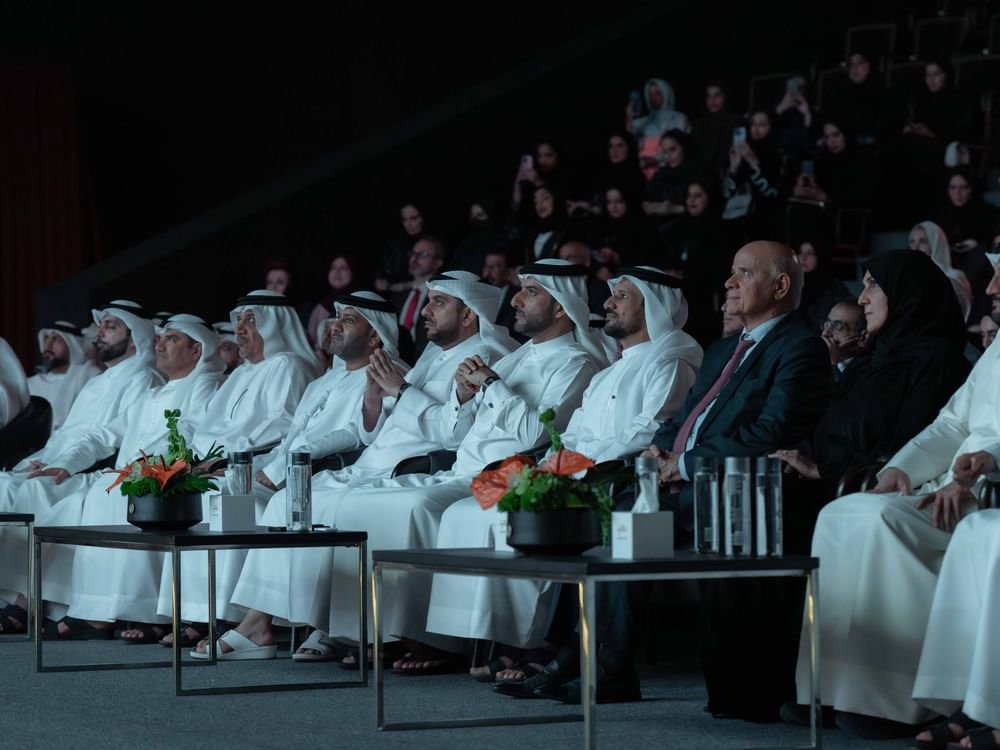 سلطان بن أحمد القاسمي يكرم الجهات الفائزة بجائزة التميز المؤسسي "تميز" في دورتها الأولى