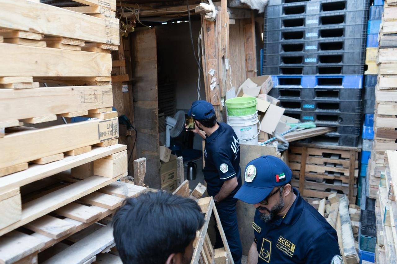 بلدية مدينة الشارقة وهيئة الشارقة للدفاع المدني تطلقان حملة " سلامة المنشآت الصناعية مسؤولية الجميع " 1 بلدية مدينة الشارقة وهيئة الشارقة للدفاع المدني تطلقان حملة " سلامة المنشآت الصناعية مسؤولية الجميع "