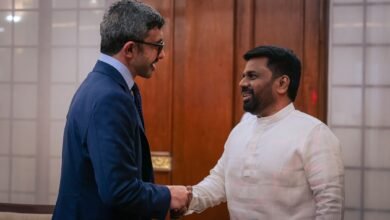 رئيس سريلانكا يستقبل عبدالله بن زايد ويبحثان تعزيز العلاقات الثنائية بين البلدين