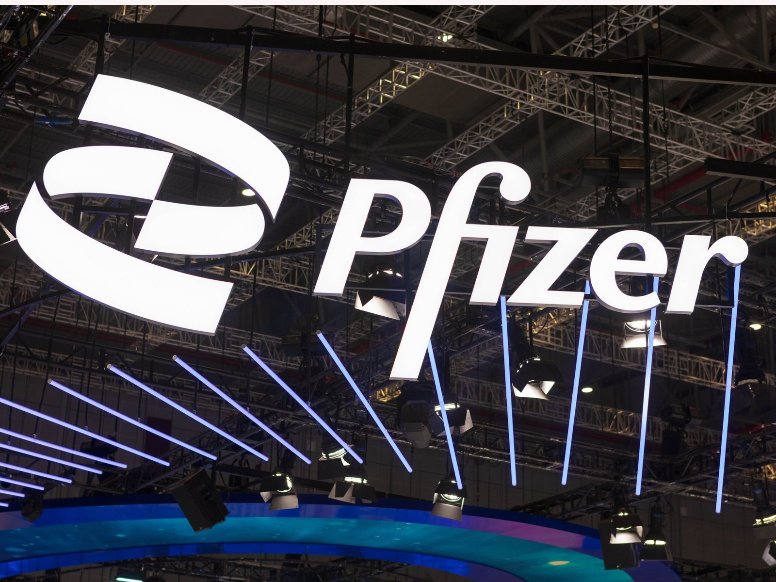 شركة "فايزر" تفتح مركزا جديدا للبحث والتطوير في بكين 1 شركة "فايزر" تفتح مركزا جديدا للبحث والتطوير في بكين