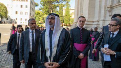 نيابة عن رئيس الدولة..ولي عهد أبوظبي يحضر مراسم تشييع جثمان البابا فرنسيس في العاصمة الإيطالية روما