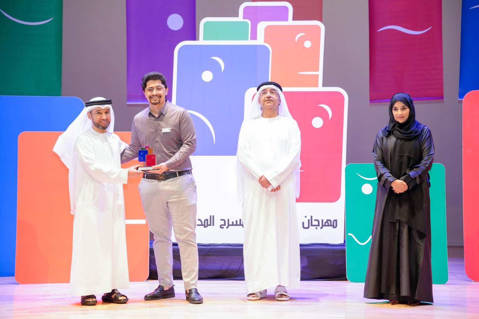 5 عروض من مدارس "الوسطى" تتأهل لنهائيات مهرجان الشارقة للمسرح المدرسي