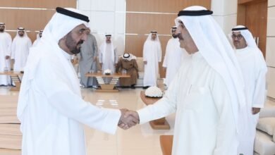 حاكم أم القيوين يتقبل التعازي من الشيوخ والمواطنين وأبناء الجاليات المقيمة في وفاة حصة بنت حميد
