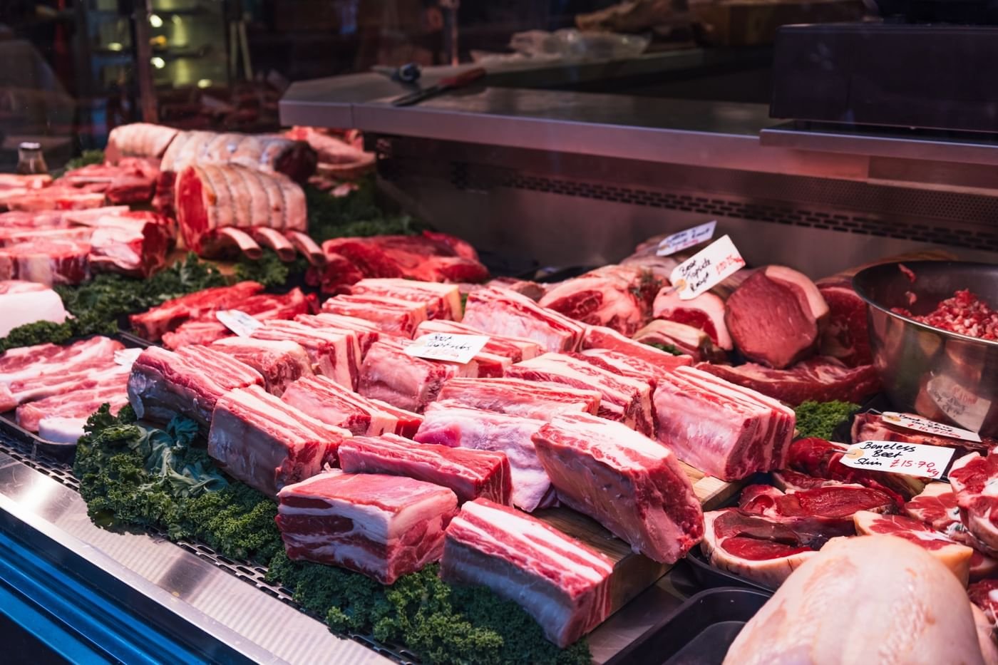 بريطانيا تحظر واردات اللحوم ومنتجات الألبان من دول الاتحاد الأوروبي 1 بريطانيا تحظر واردات اللحوم ومنتجات الألبان من دول الاتحاد الأوروبي