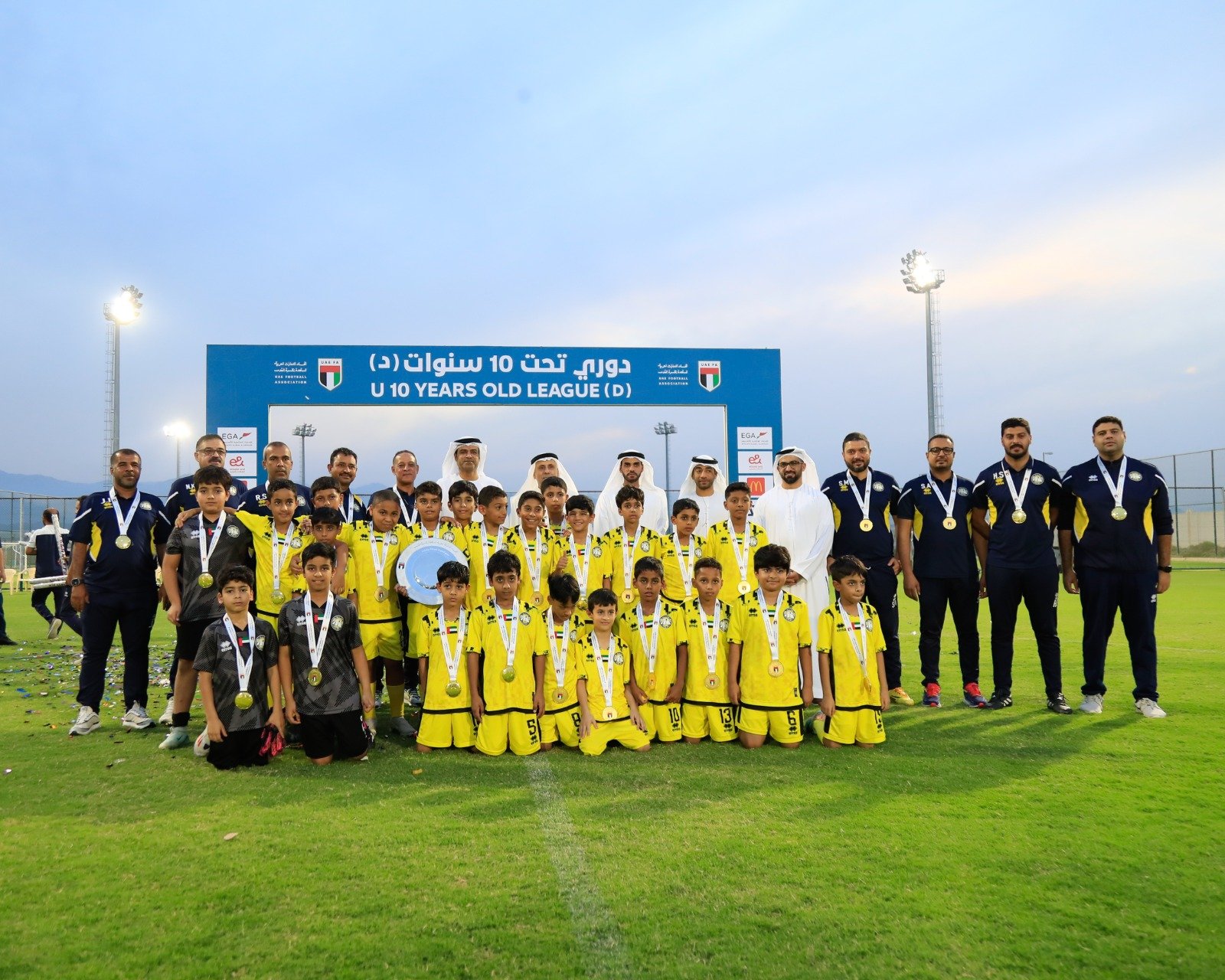 كلباء يُتوج بدرع دوري تحت 10 سنوات (د) 1 كلباء يُتوج بدرع دوري تحت 10 سنوات (د)