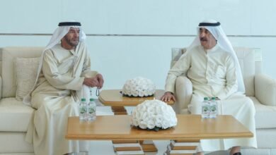 حاكم أم القيوين يتقبل تعازي سرور بن محمد في وفاة الشيخة حصة بنت حميد الشامسي