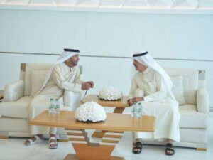 حاكم أم القيوين يتقبل تعازي سرور بن محمد في وفاة الشيخة حصة بنت حميد الشامسي