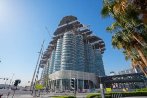 سعيد محمد الطاير يتفقد سير العمل في مبنى "الشراع"، المبنى الرئيس لهيئة كهرباء ومياه دبي 2 سعيد محمد الطاير يتفقد سير العمل في مبنى "الشراع"، المبنى الرئيس لهيئة كهرباء ومياه دبي