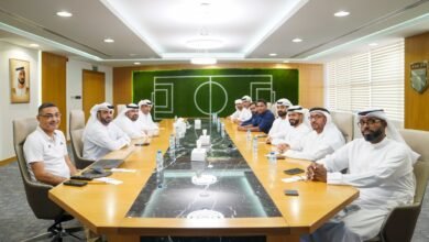 اجتماع تنسيقي لاتحاد الكرة مع مسؤولي جماهير الشارقة وشباب الأهلي
