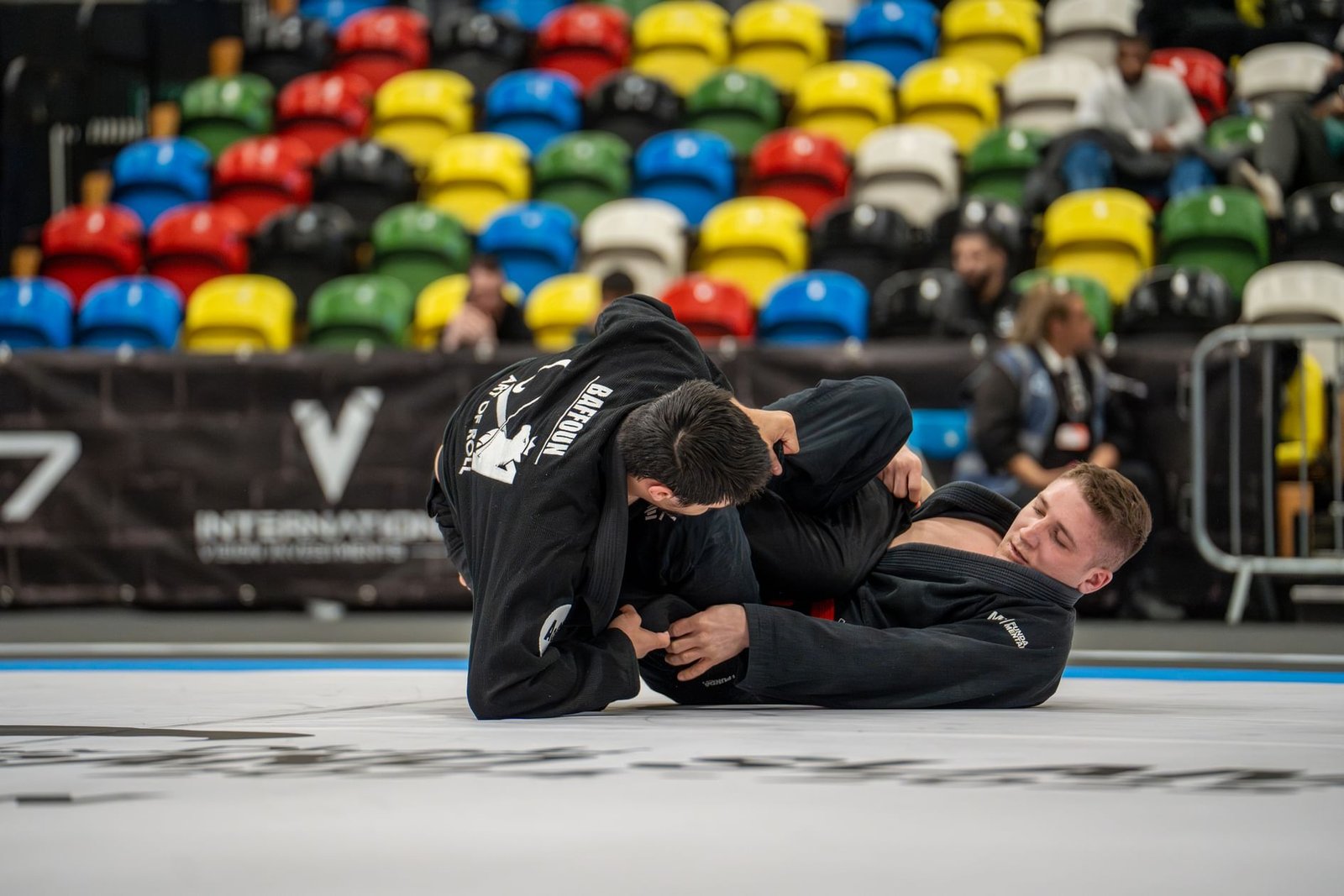 أبطال الإمارات يرفعون رصيدهم إلى 24 ميدالية في ختام "أبوظبي جراند سلام" للجوجيتسو بلندن 1 أبطال الإمارات