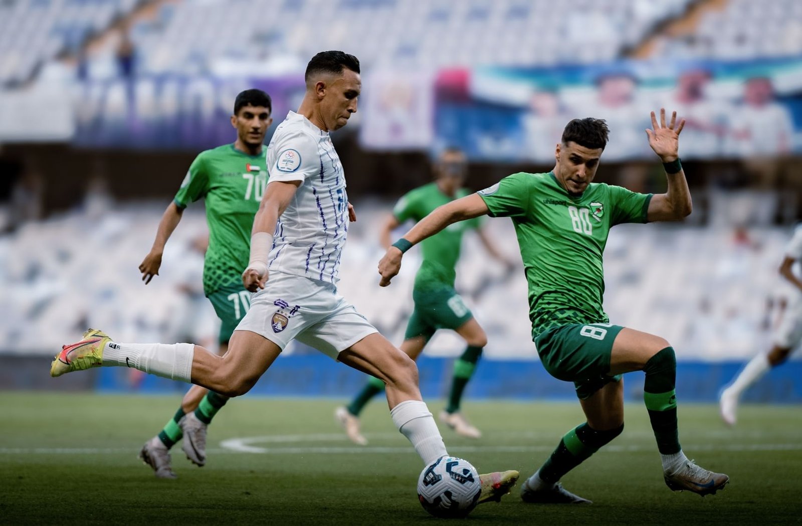 فوز العين وتعادل خورفكان مع البطائح في دوري المحترفين