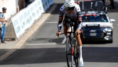 "الإمارات للدراجات" يحرز المركز الثاني في افتتاح طواف رومندي