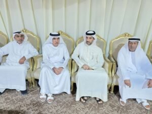 عبدالله بن سالم القاسمي وسلطان بن أحمد القاسمي يقدمان واجب العزاء في وفاة علياء جمعة عبدالله