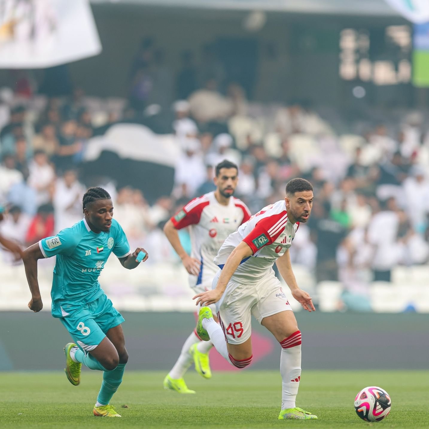 الشارقة يفوز على الجزيرة ويتأهل إلى نهائي كأس رئيس الدولة لكرة القدم 1 الشارقة يفوز على الجزيرة ويتأهل إلى نهائي كأس رئيس الدولة لكرة القدم