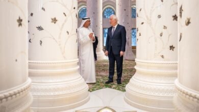 رئيس أرمينيا يزور جامع الشيخ زايد الكبير في أبوظبي