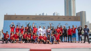 تتويج الفائزين بمنافسات "ترايثلون الشارقة"