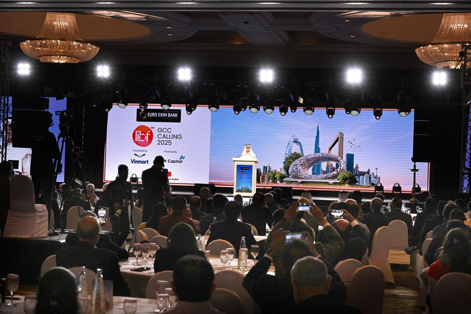 نهيان بن مبارك : دول مجلس التعاون مركز استراتيجي للاستثمار و التكامل التجاري العالمي 1 نهيان بن مبارك : دول مجلس التعاون مركز استراتيجي للاستثمار و التكامل التجاري العالمي