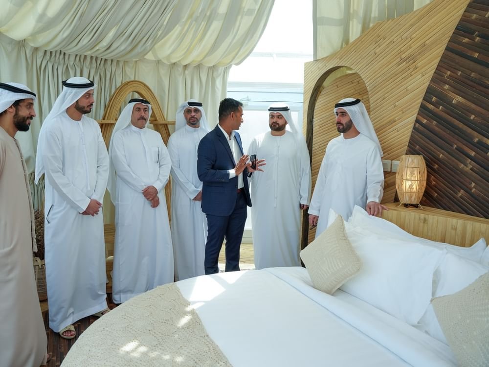 ماجد بن سعود بن راشد المعلا يفتتح مشروع " لكس جلامب " في قلب محمية أم القيوين للقرم 1 ماجد بن سعود بن راشد المعلا يفتتح مشروع " لكس جلامب " في قلب محمية أم القيوين للقرم
