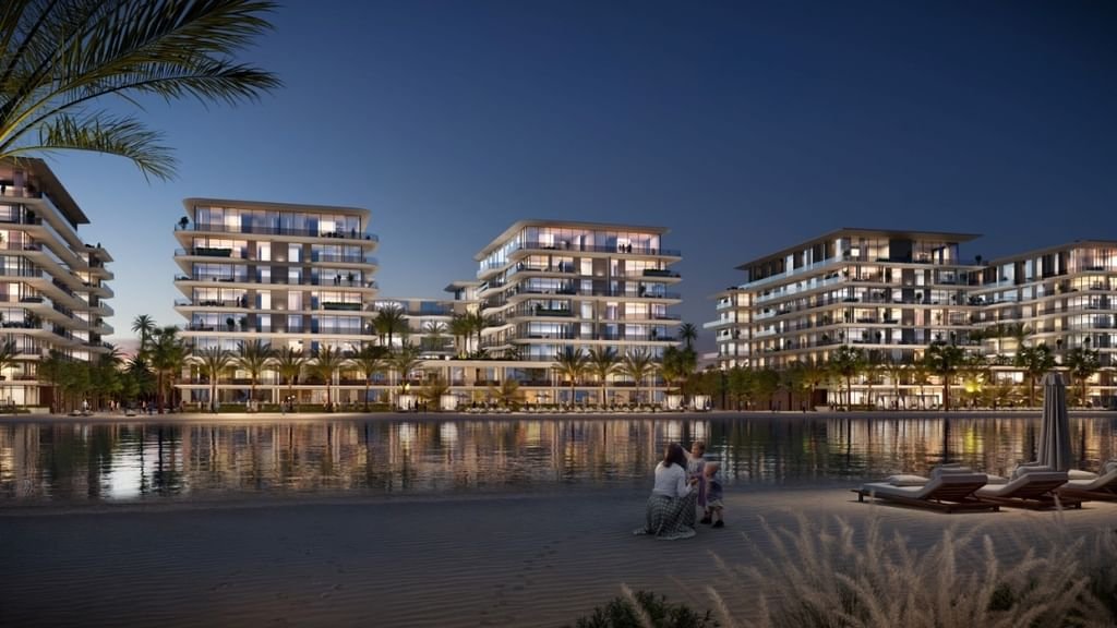 "أجمل مكان" تستعرض مشاريع الواجهة البحرية في منطقة الحمرية بالشارقة