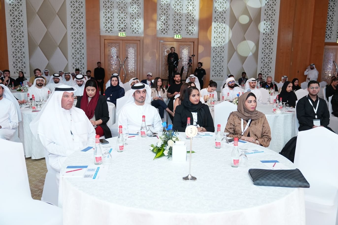 "الاتحادية للضرائب" تنظم جلسة توعوية لصناع المحتوى بالتعاون مع مجلس الإمارات للإعلام