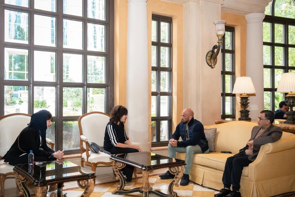 عبد الله آل حامد يبحث سبل التعاون مع رئيسة أكاديمية فنون وعلوم الصور المتحركة المنظمة لجوائز الأوسكار في لاس فيغاس