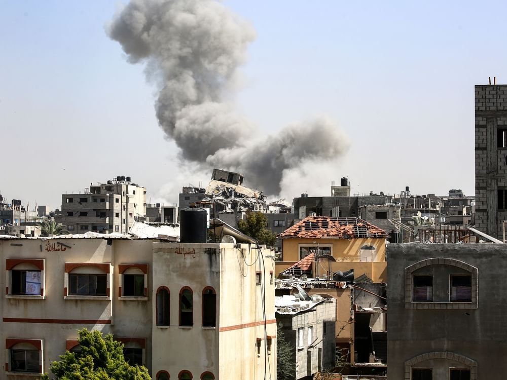 عشرات الشهداء والجرحى الفلسطينيين في قصف إسرائيلي لقطاع غزة