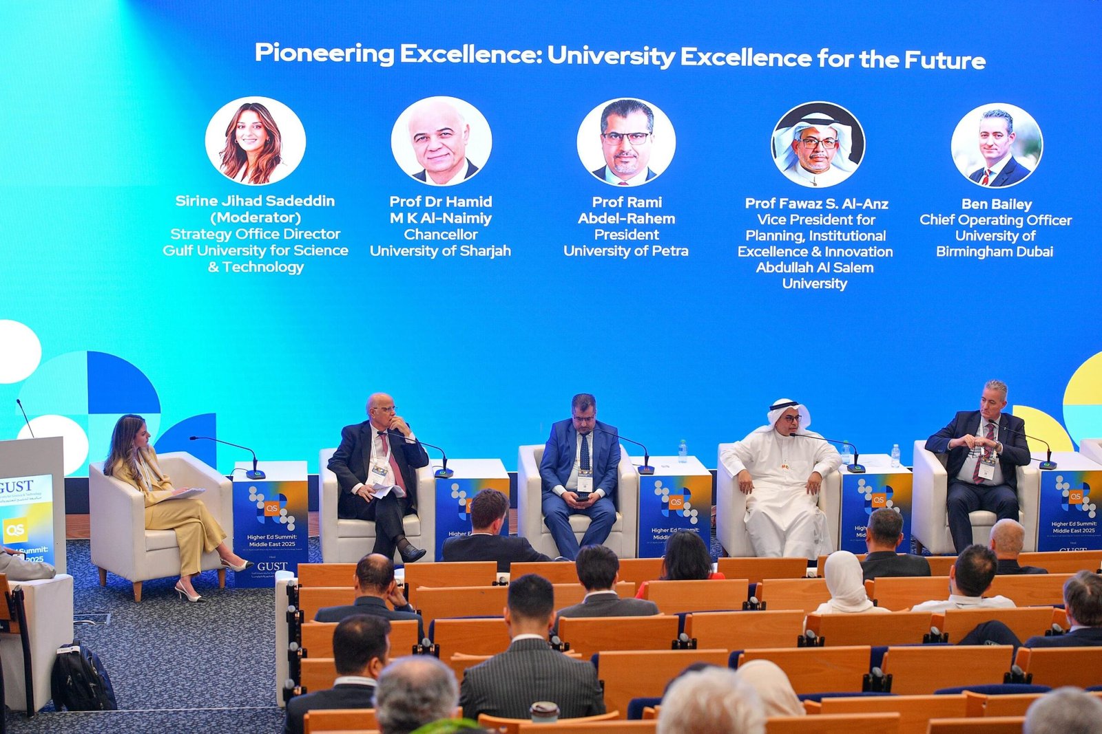 جامعة الشارقة تشارك في قمة كيو إس للتعليم العالي