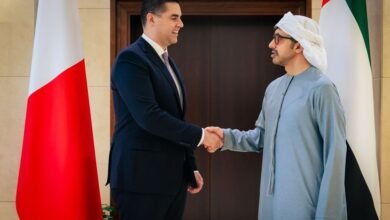 عبدالله بن زايد يستقبل نائب رئيس الوزراء وزير الخارجية والسياحة في مالطا