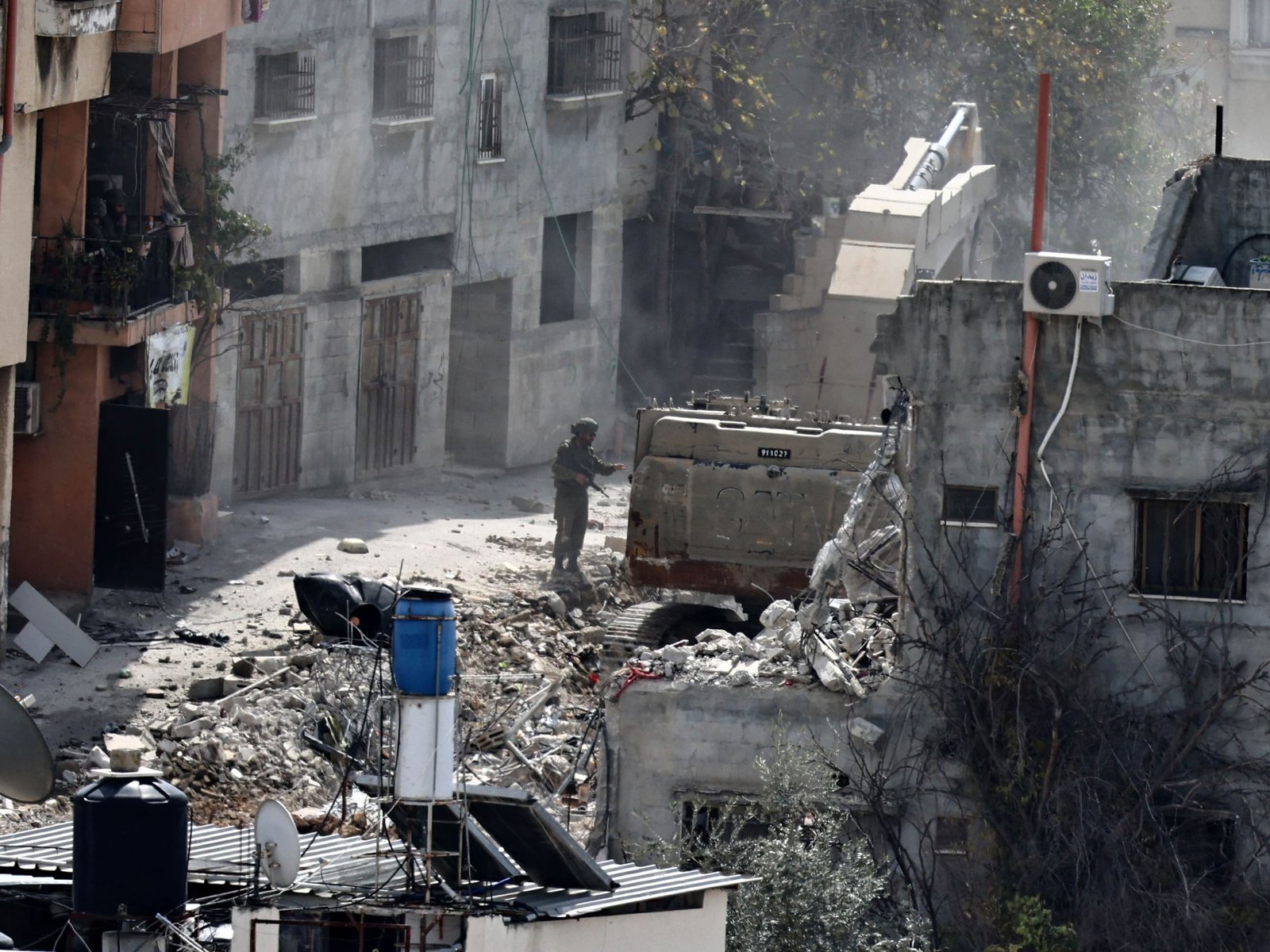 الجيش الإسرائيلي يدفع بتعزيزات عسكرية جديدة إلى جنين وطولكرم