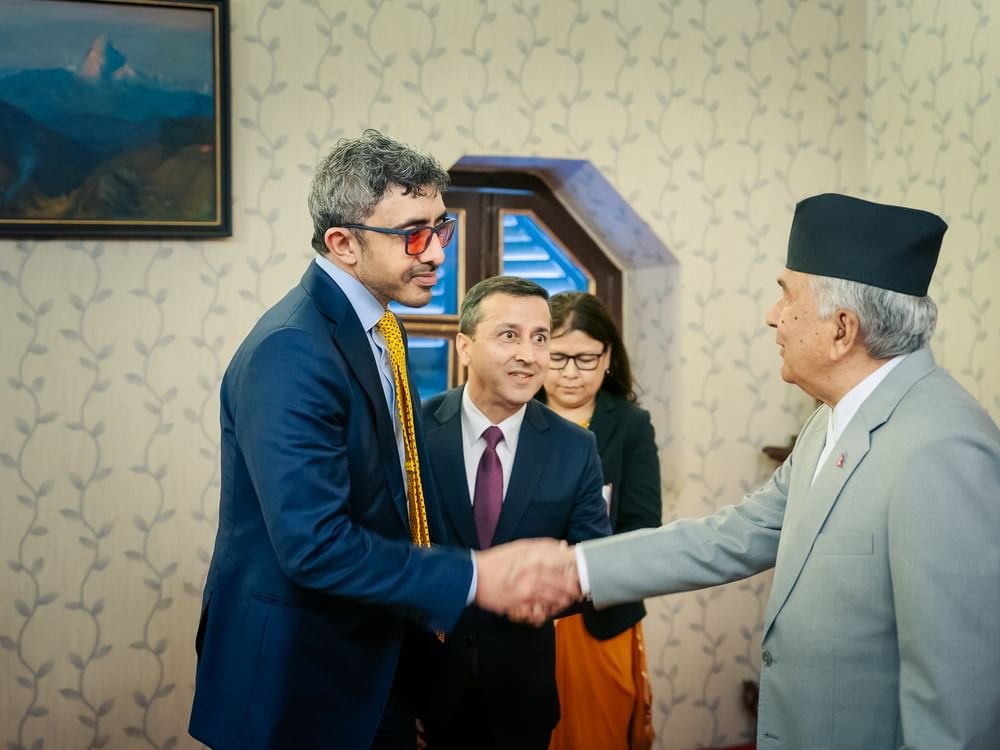 رئيس نيبال يستقبل عبدالله بن زايد 1 رئيس نيبال يستقبل عبدالله بن زايد