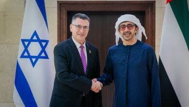 عبدالله بن زايد يستقبل وزير الخارجية الإسرائيلي