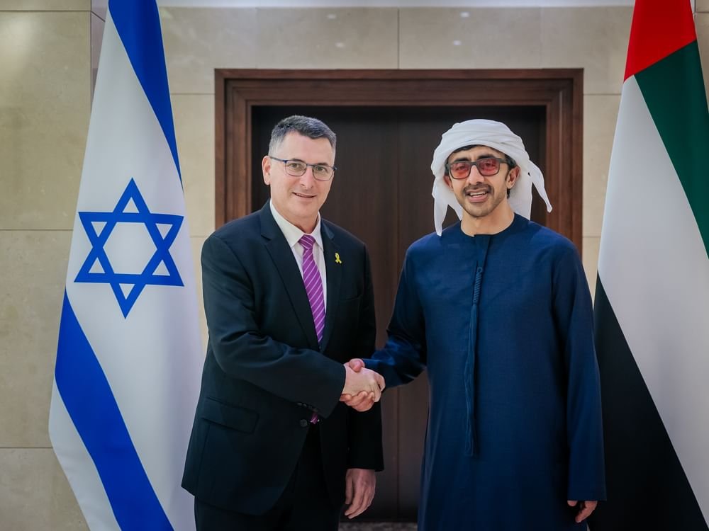 عبدالله بن زايد يستقبل وزير الخارجية الإسرائيلي