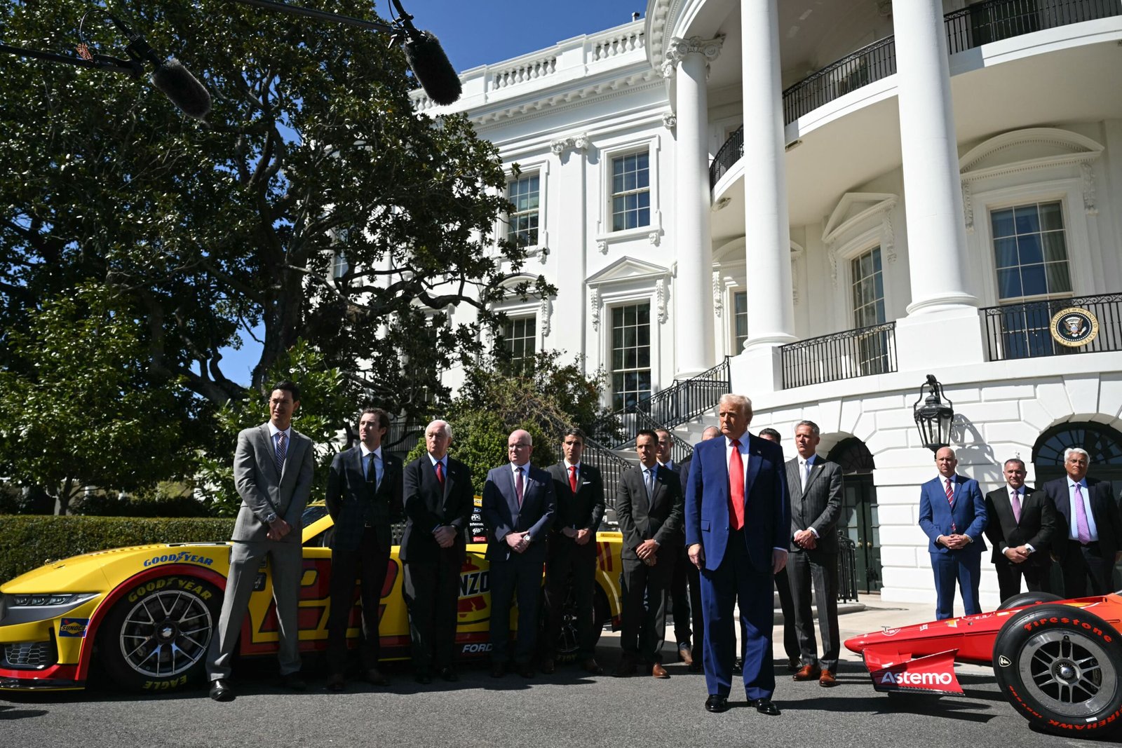 ترامب يوقف مؤقتا الرسوم الجمركية المتبادلة على جميع الدول باستثناء الصين لمدة 90 يوما