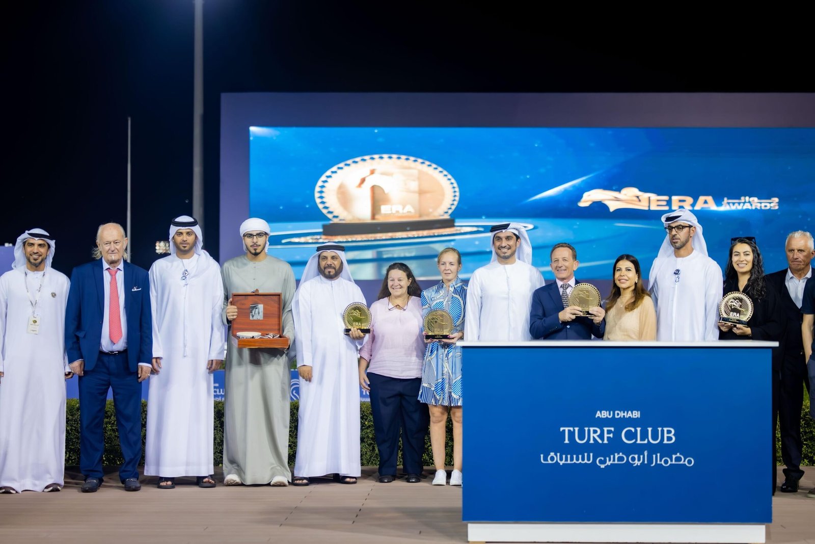 منصور بن زايد أفضل مالك ومربي خيل للموسم 2024 – 2025 1 منصور بن زايد أفضل مالك ومربي خيل للموسم 2024 – 2025