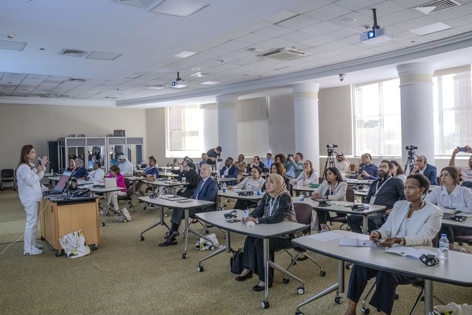 "الشارقة للكتاب" تختتم "برنامج الشارقة التنفيذي لمتخصصي النشر" بتمكين 51 متخصصاً من 17 دولة 1 "الشارقة للكتاب" تختتم "برنامج الشارقة التنفيذي لمتخصصي النشر" بتمكين 51 متخصصاً من 17 دولة