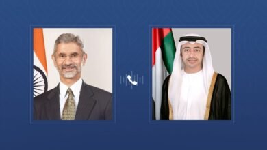 عبدالله بن زايد ووزير خارجية الهند يبحثان هاتفيا العلاقات الإستراتيجية بين البلدين