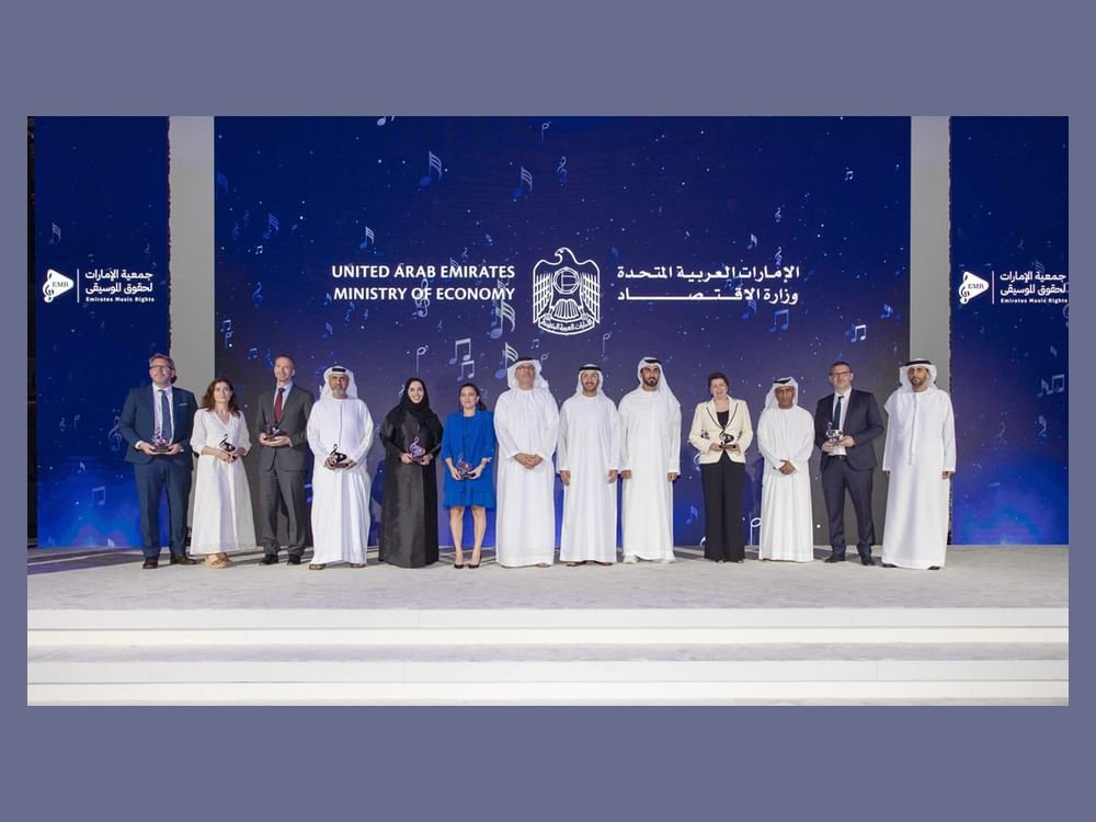 منح جمعية الإمارات لحقوق الموسيقى رخصة ممارسة نشاط حماية حقوق المبدعين والموسيقيين 1 منح جمعية الإمارات لحقوق الموسيقى رخصة ممارسة نشاط حماية حقوق المبدعين والموسيقيين