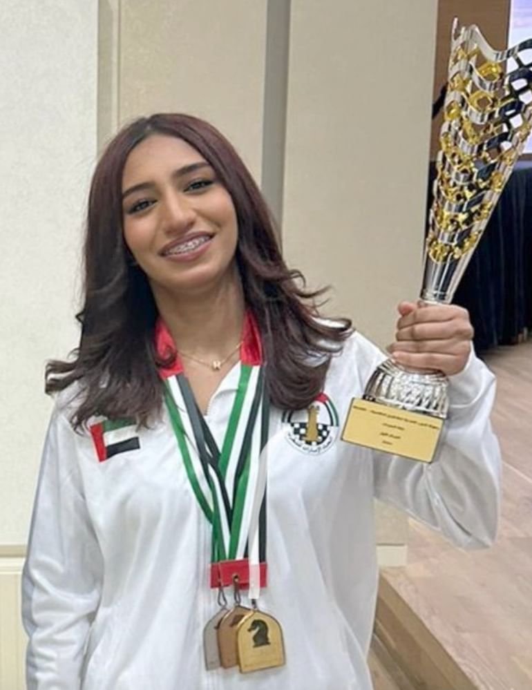 الإماراتية روضة السركال تشارك في بطولة النرويج للشطرنج