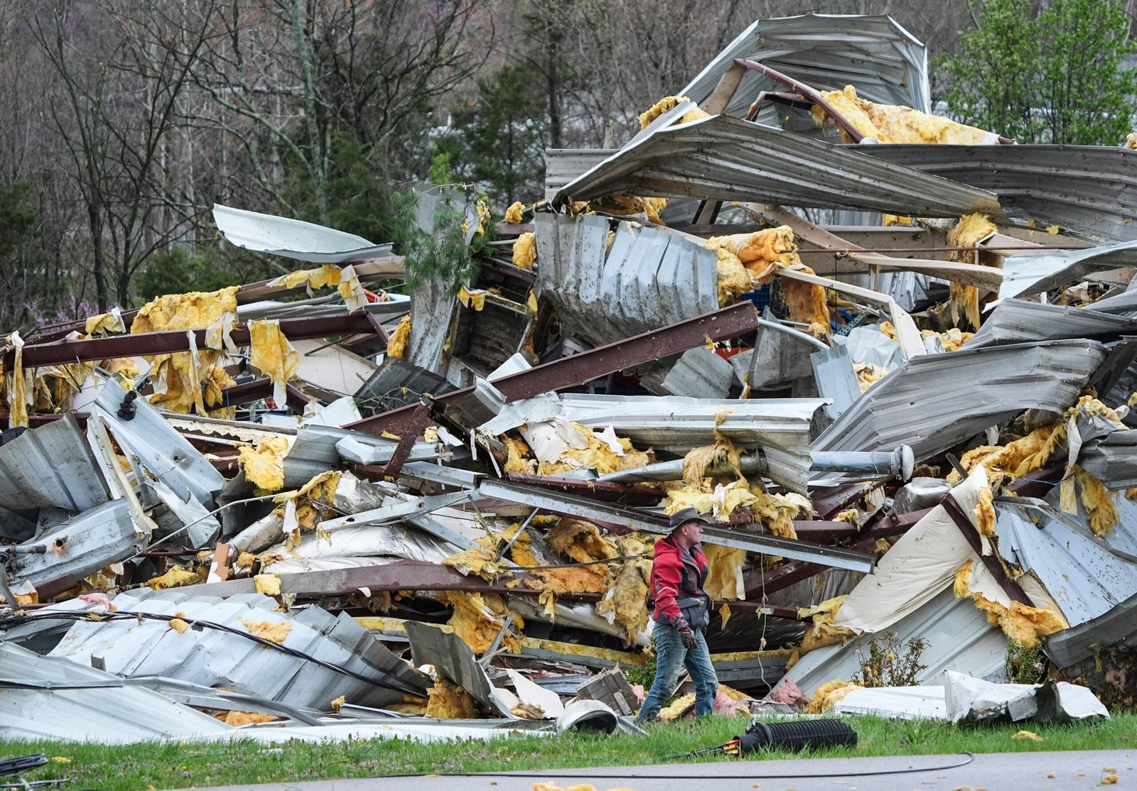 مقتل 7 أشخاص جراء عواصف وأعاصير في الولايات المتحدة