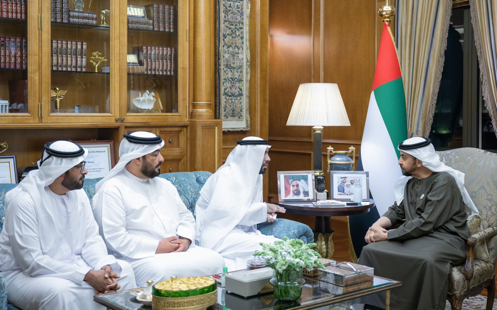 حمدان بن زايد يستقبل وفداً من هيئة أبوظبي للزراعة والسلامة الغذائية 1 حمدان بن زايد يستقبل وفداً من هيئة أبوظبي للزراعة والسلامة الغذائية