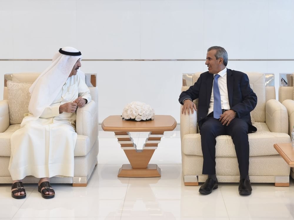 حاكم أم القيوين يتقبل تعازي نائب السفير اليمني في وفاة الشيخة حصة بنت حميد بن عبدالرحمن الشامسي 1 حاكم أم القيوين يتقبل تعازي نائب السفير اليمني في وفاة الشيخة حصة بنت حميد بن عبدالرحمن الشامسي