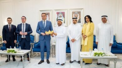 غرفة الشارقة" تبحث مع رئيس وزراء مقدونيا الشمالية تعزيز التعاون الاقتصادي