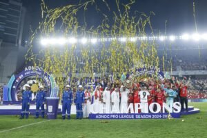 محمد بن راشد بن محمد يشهد تتويج "شباب الأهلي" بلقب دوري أدنوك للمحترفين