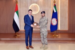قائد عام شرطة أبوظبي يلتقي المفوض العام للشرطة البلجيكية