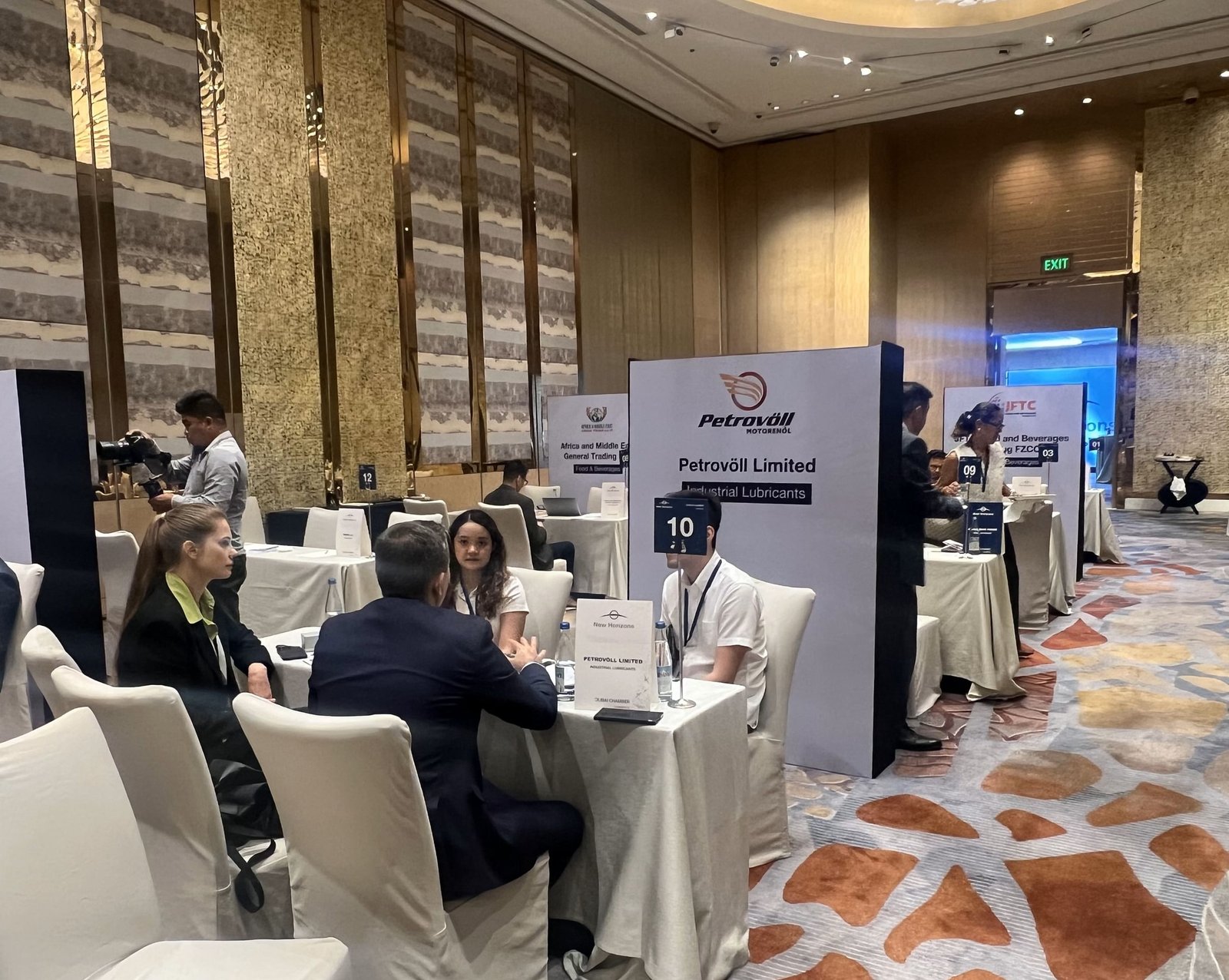 انطلاق البعثة التجارية لـ"غرفة تجارة دبي" إلى الفلبين