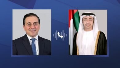 عبدالله بن زايد ووزير خارجية إسبانيا يبحثان هاتفيًّا علاقات التعاون بين البلدين