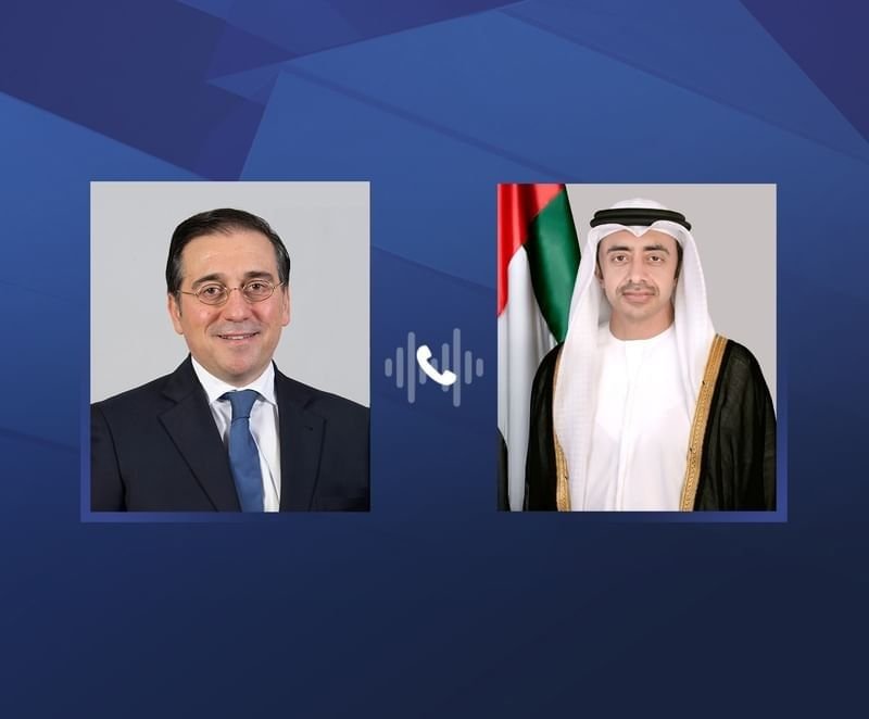 عبدالله بن زايد ووزير خارجية إسبانيا يبحثان هاتفيًّا علاقات التعاون بين البلدين