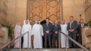 محمد الشرقي يلتقي وزير الثقافة المصري