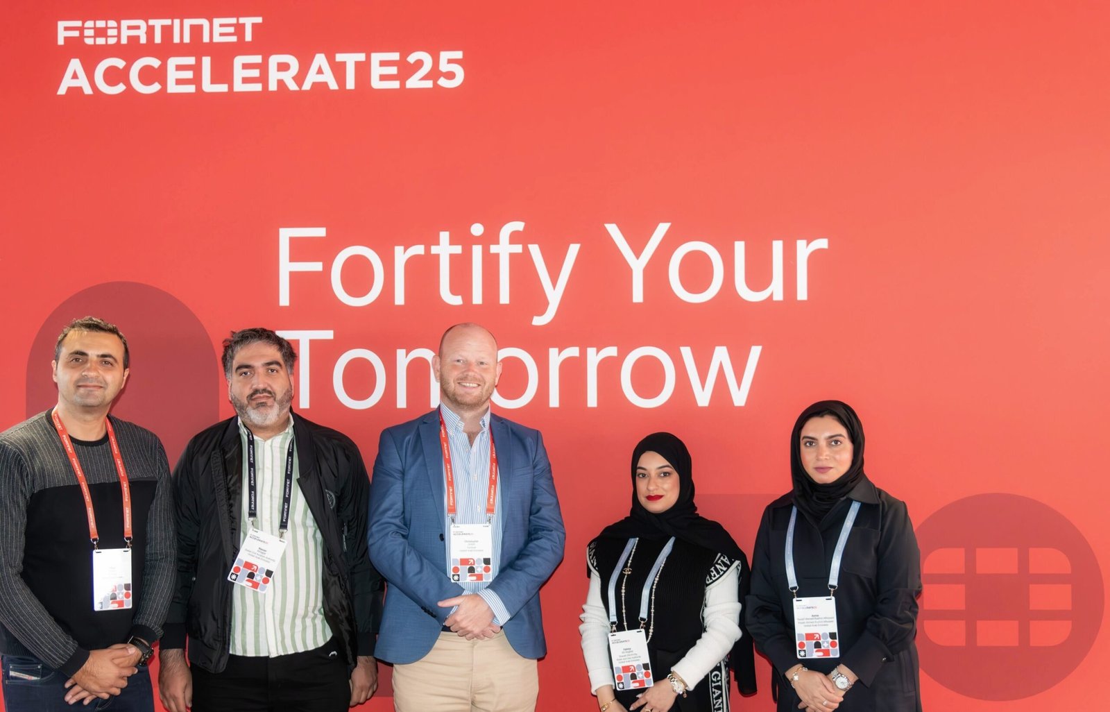 كهرباء الشارقة تطلع على أحدث مستجدات الحلول التقنية في مؤتمر ببرلين