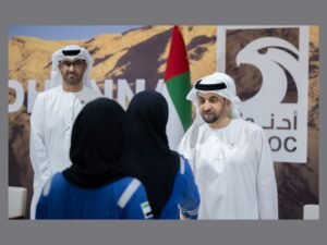 حمدان بن زايد يزور منشآت "أدنوك" الإستراتيجية في جبل الظنة